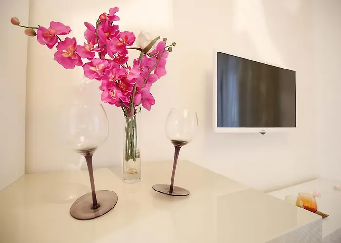 בית הארחה Square 4*